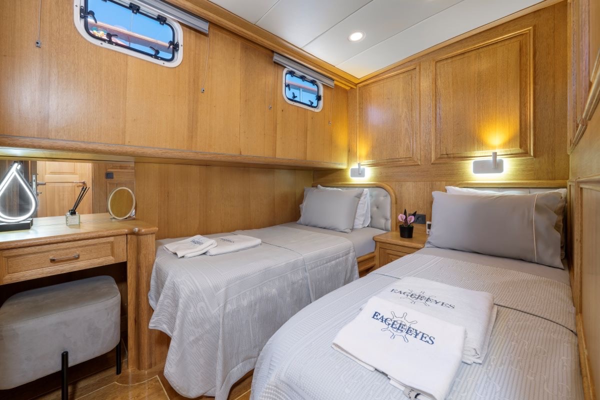 Gallery Thumbnail 16